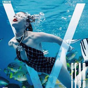 Fearless Gigi! The supermodel dived into the ocean for a mag cover