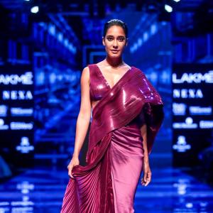 Pix: Tanishaa, Shamita glam up fashion week