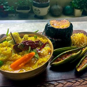 Recipes: Kale Chane Ke Pakode, Cheese Corn Golgappa