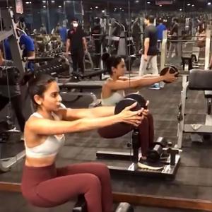 SEE: Rakul Preet's INSPIRING workout pix
