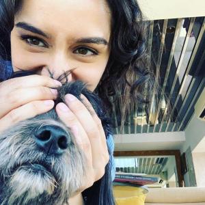 SEE: Shraddha plays peek-a-boo with Syloh