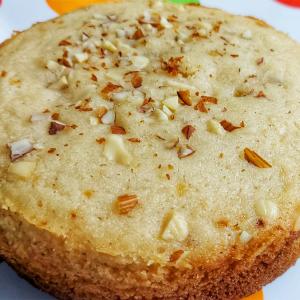 Recipe: Eggless Rava Cake