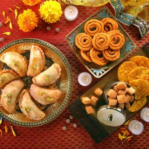 Diwali Special Recipe: Shakarpara