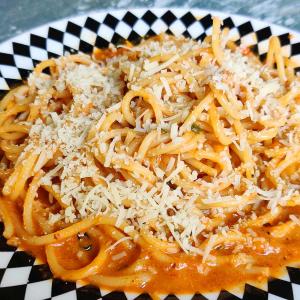 Recipe: Roasted Red Bell Pepper Spaghetti