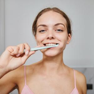 5 Tips To Take Care Of Your Teeth