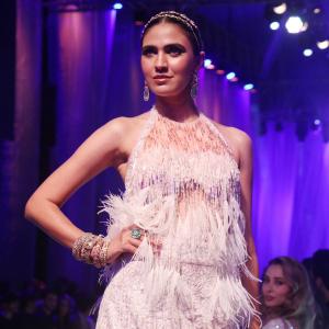 Manish Malhotra outfits You'd LOVE To Wear