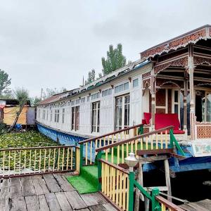 The Splendour Of A Kashmiri Houseboat