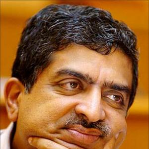 Nilekani fuels rumours about political foray