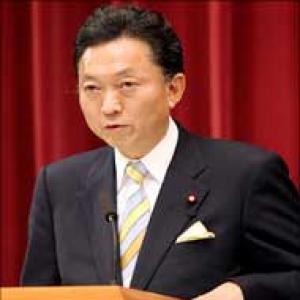 Japan PM promises to link rupee with yen