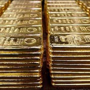 IMF sells 200 tonnes of gold to RBI