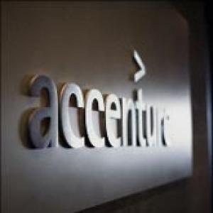 Accenture to hire 8,000 in India by 2010-end