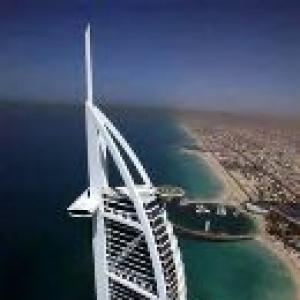 Dubai crisis: Don't panic, but hedge your bets
