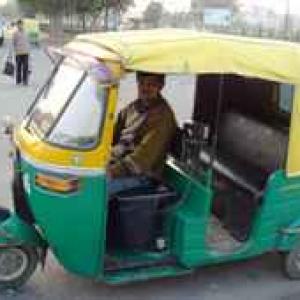 Autorickshaws to go green in Bangalore