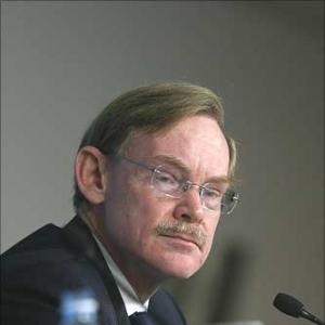 Zoellick to step down, Hillary Clinton may head World Bank