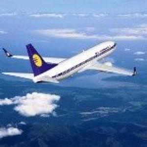 Jet suspends all flights between UAE and India