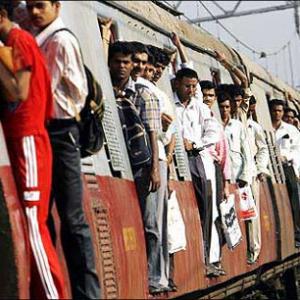 Rail Budget: Who praised Mamata, who slammed her