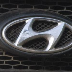 Hyundai to hike prices by January  2011