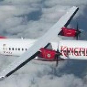Jet, Kingfisher owe Rs 1,050 cr to OMCs