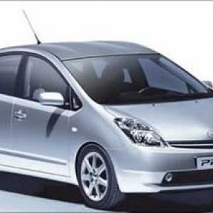Delivery of Prius in India on schedule: Toyota