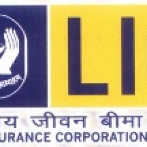 LIC to pump in Rs 10000-cr in bourses by March-end