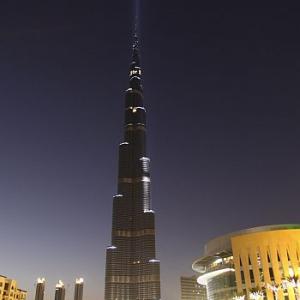 Dubai opens world's tallest building to public