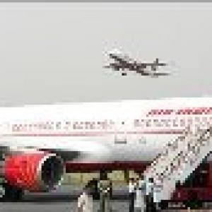India's aviation sector improves in 2009