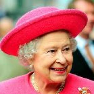 Recession-hit Queen 'to go bankrupt in 2 yrs'