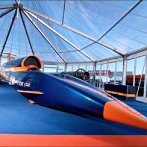 Supersonic car unveiled at Farnborough air show