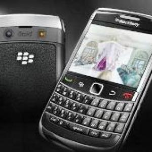 RIM launches BlackBerry 8530 on Tata Indicom