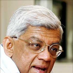 Deepak Parekh to head panel on Rajiv Awas Yojana