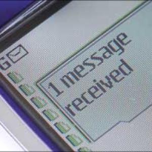 US cell users sent 1.5 trillion messages in 2009