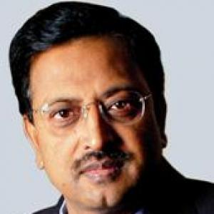 SC cancels bail to Raju in Satyam case