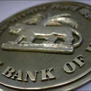 Budget: Anil Ambani, Birla keen to set up banks