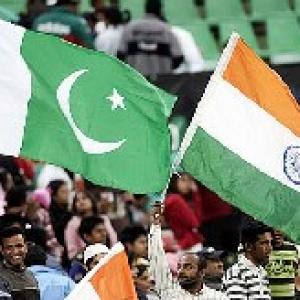 India, Pak honchos call for liberal visa regime