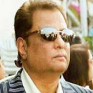 SC cancels Hassan Ali Khan's bail