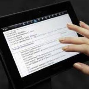 Modified Aakash tablet to be launched in May