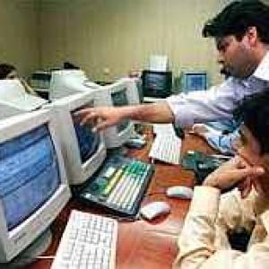 Global cues, rate cut hopes boost markets