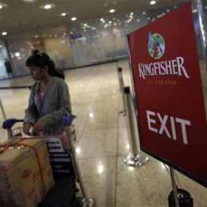 Kingfisher turns to foreign carriers for rescue package