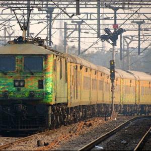 Opposition parties slam rail fare hike