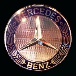 Mercedes looks at sub-Rs 20 lakh model