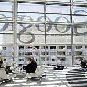 Google's web business solid despite Motorola losses