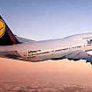 Lufthansa mulls legal action over Monday's strike
