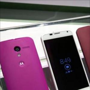PIX: Why Google's Motorola Moto X phone is 'special'