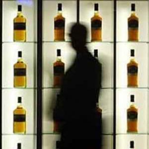 Why is Maharashtra trying to curb liquor sales?