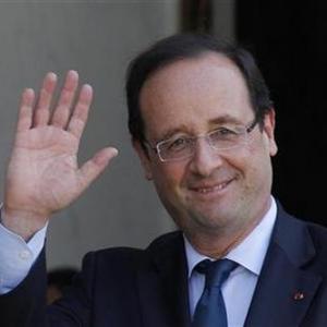 Why Messrs Hollande and Cameron WOOING India