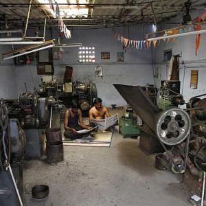 Power shortage plunges business into crisis in south India