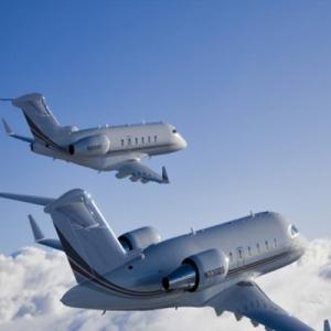 Business jets fly into government headwinds