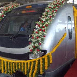 Mumbai's Metro to begin service in Sep: Chavan