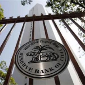 RBI may sweeten rate cut with lower cash reserve ratio
