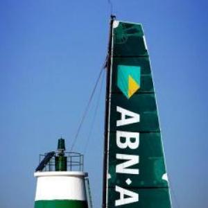 ABN AMRO cuts 400 jobs and prepares for sale